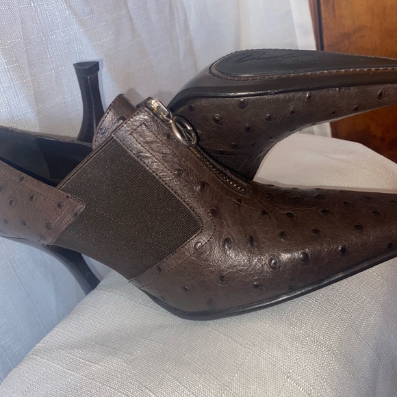 NWOB Donald J Pliner Leather Brown Ankle Boots - Picture 8 of 9